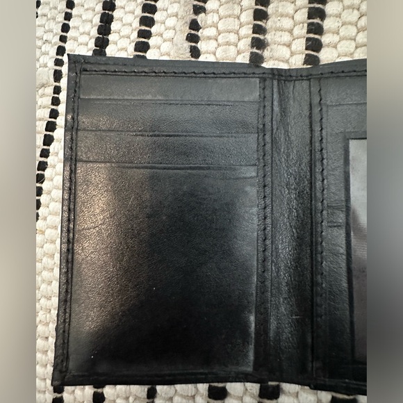 Wallet - Picture 2 of 9